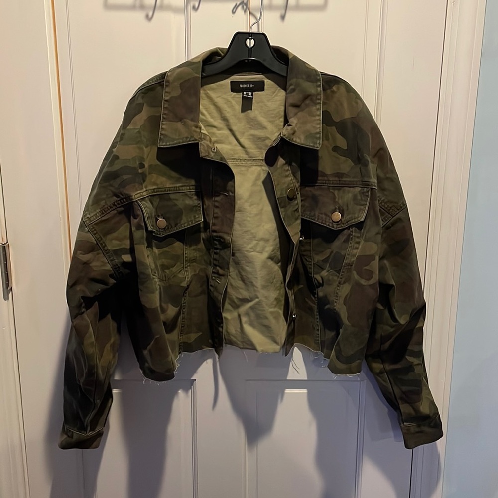 Cropped Camo Denim Jacket